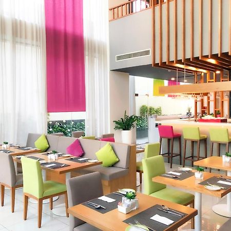 Emm Hotel Saigon Хошимин Экстерьер фото