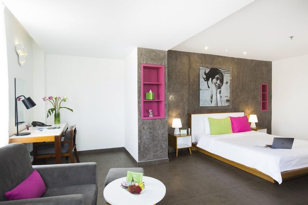 Emm Hotel Saigon Хошимин Экстерьер фото