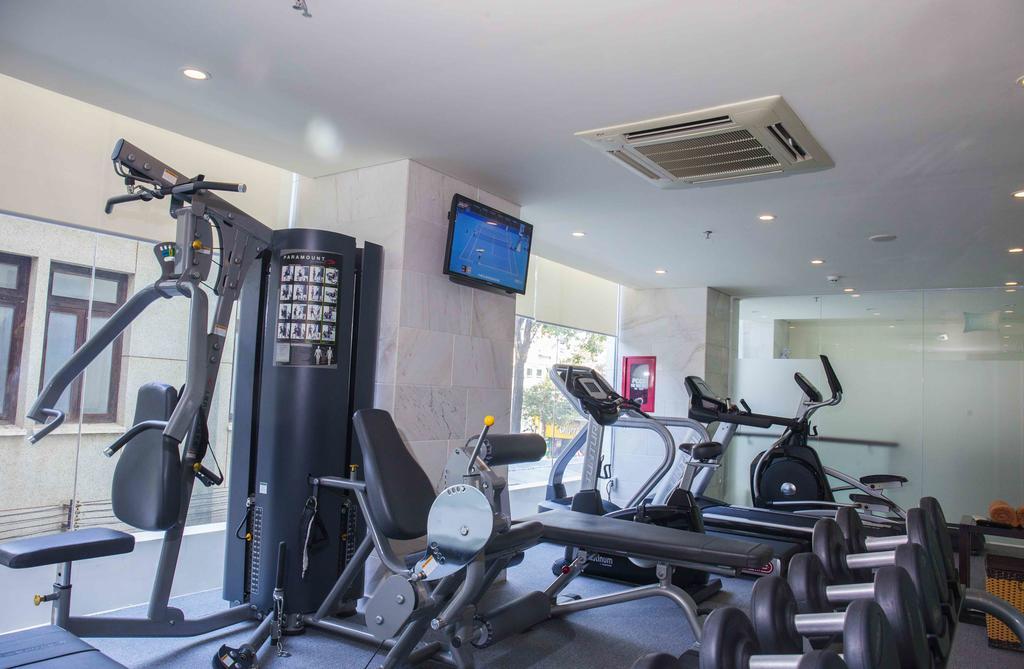 Emm Hotel Saigon Хошимин Экстерьер фото