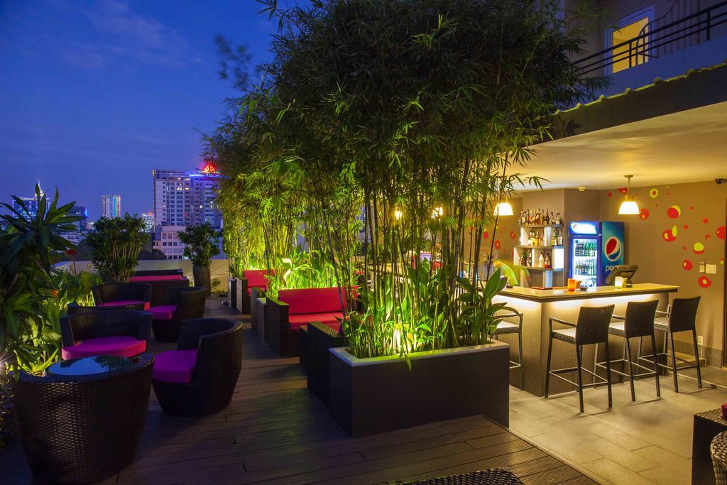 Emm Hotel Saigon Хошимин Экстерьер фото