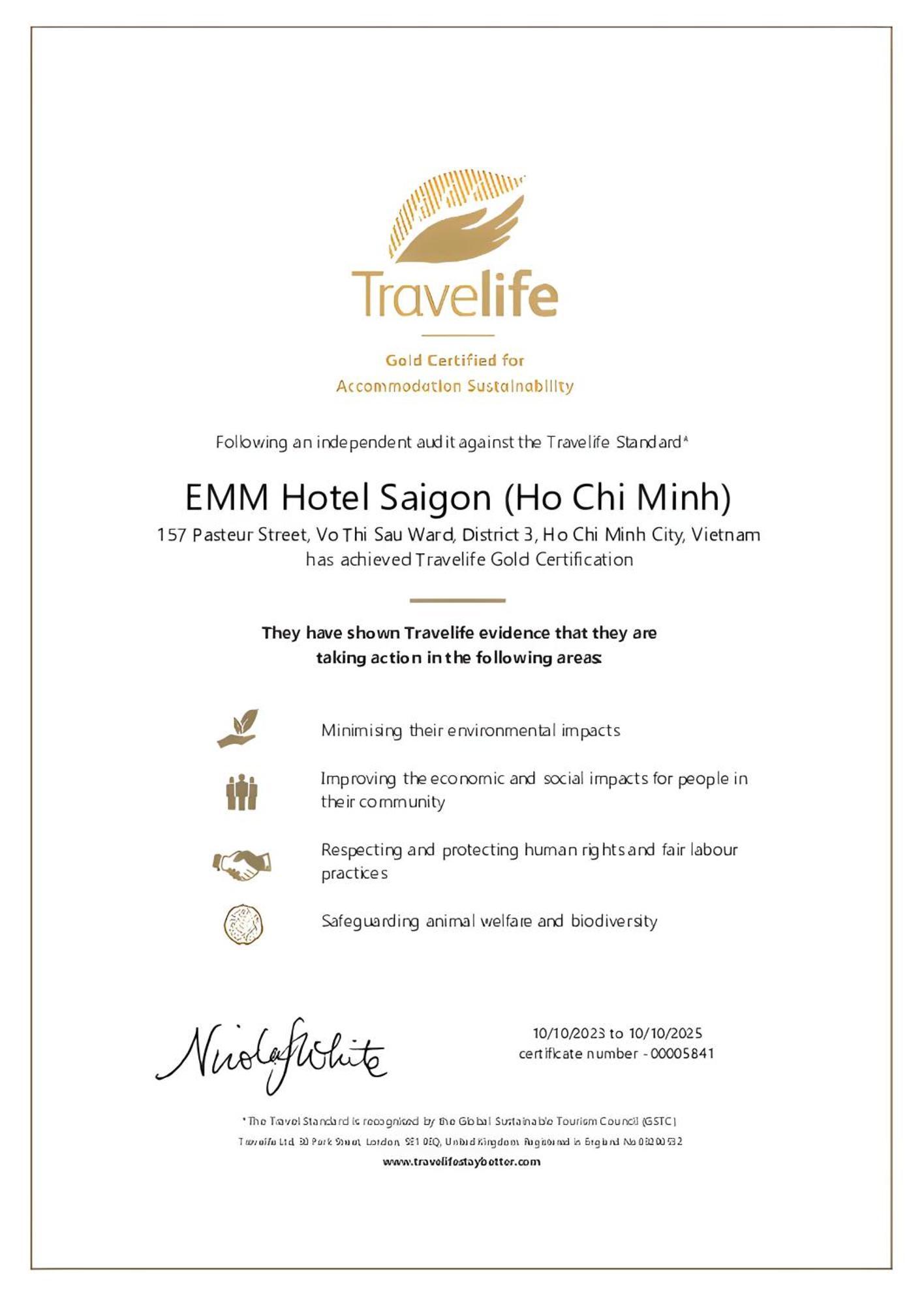 Emm Hotel Saigon Хошимин Экстерьер фото