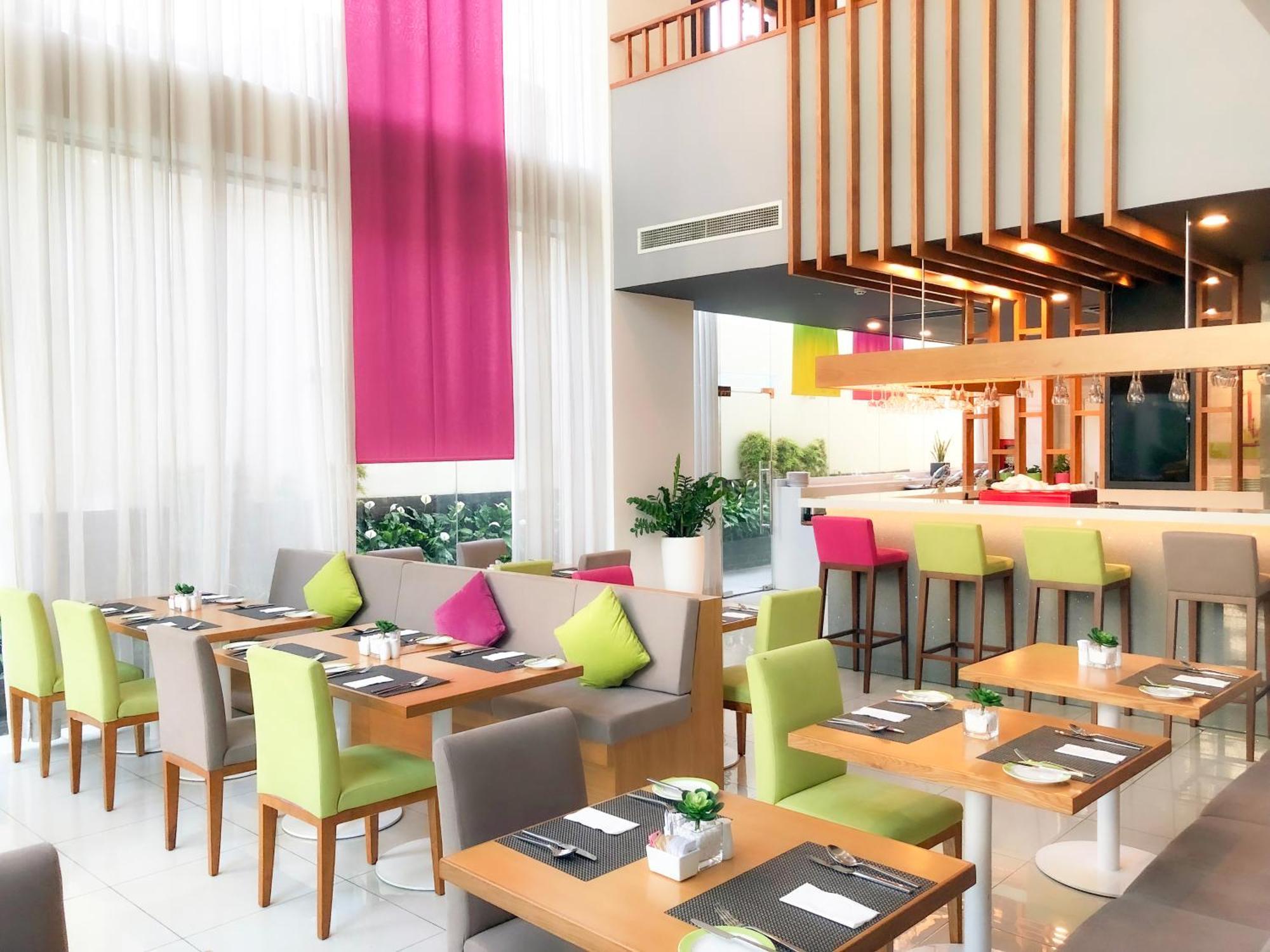 Emm Hotel Saigon Хошимин Экстерьер фото